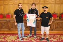 Castora Herz presenta en la Feria Chica de Palencia su disco Cien años de Castora junto a Cristina Len y artistas invitados