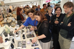 Veintiún talleres llenan de color y creatividad la calle Mayor de Palencia con la XXXIX Muestra de Cerámica