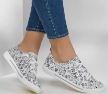 Cómo escoger unos zapatos cómodos y elegantes de mujer