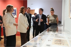 FUNDOS y la Diputación de Palencia inauguran la exposición ‘La Conquista del Voto. Atrévete a ser libre’ en el Centro Cultural Provincial