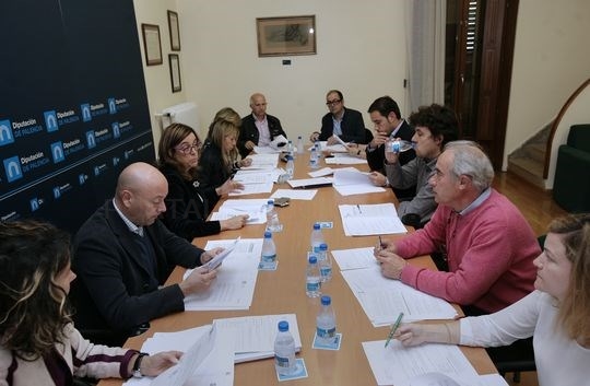 La Diputación de Palencia y Renfe Viajeros colaboran para promocionar y comercializar de forma conjunta la provincia
