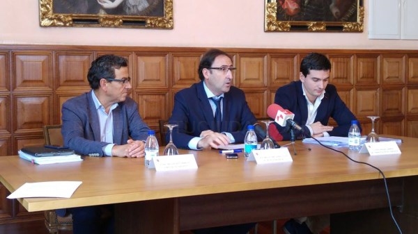 El proyecto de ordenanzas para 2016 mantiene la congelación de la pasada legislatura e introduce y amplía algunas bonificaciones