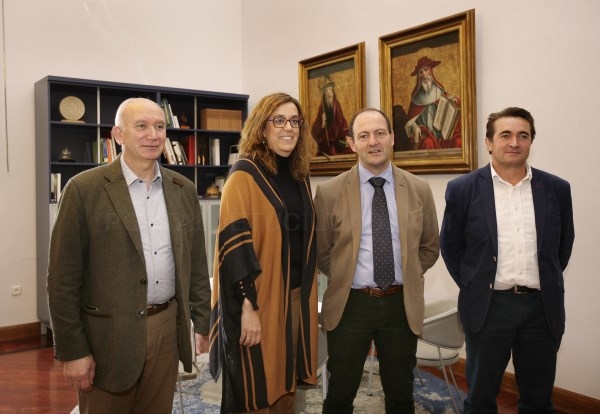 La Diputación estudiará la colaboración con el Ayuntamiento de Frómista para el proyecto de remodelación del edificio de usos múltiples del municipio.