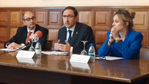 El Ayuntamiento de Palencia e Iberaval facilitan financiación por casi 1,5 millones de euros a emprendedores y al comercio minorista de la ciudad