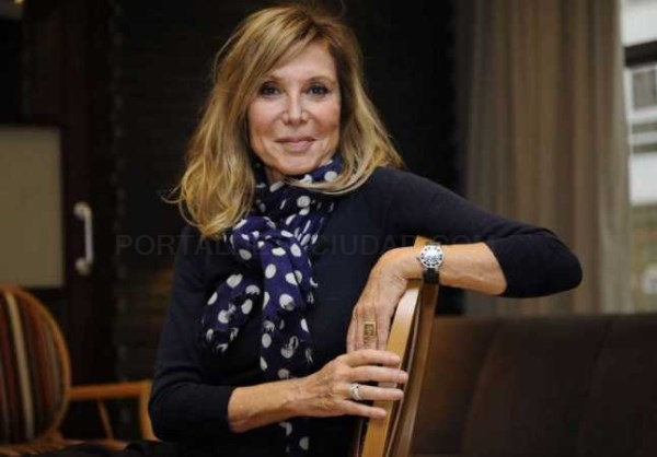La periodista Pilar Eyre estará hoy jueves en el Centro Lecrac