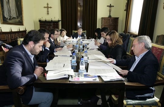 El Consejo de Administración del Consorcio Provincial de Residuos de Palencia se ha reunido esta mañana para aprobar el presupuesto de 2016
