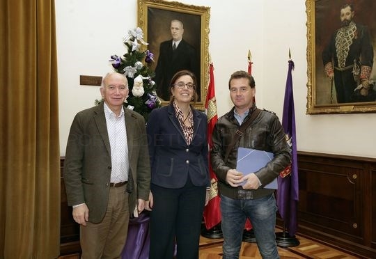La Diputación informa al Ayuntamiento de Población de Campos sobre la próxima convocatoria de alumbrado público