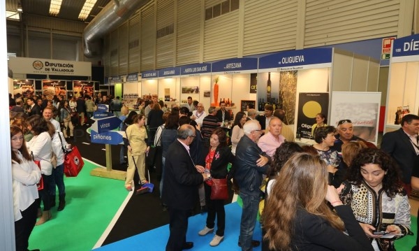 La Junta promociona la actividad ferial y publica el calendario de los 340 eventos que se celebrarán en Castilla y León el próximo año