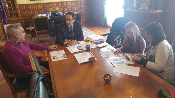 Ayuntamiento y Muriel cierran las fechas para la celebración del XXXII Expo-Aire y el XVIII Concurso de Pintura Rápida