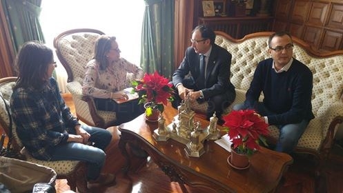 El Ayuntamiento garantiza el mantenimiento del apoyo a COCEMFE para la realización de sus diferentes programas y servicios durante 2016