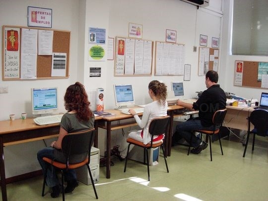 La Diputación abre el plazo para el nuevo curso de guía en Actividades de Invierno dotado con 100 plazas
