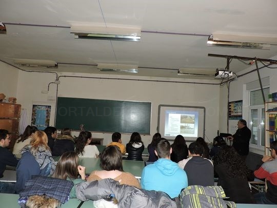 Diputación de Palencia y Fundación Caja Burgos avanzan mediante charlas y salidas al Río Carrión en propuestas de educación y voluntariado ambiental