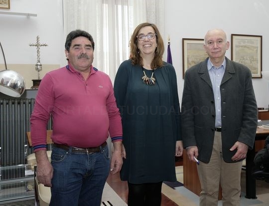 La Diputación estudiará la cesión de una retroexcavadora por unos días al Ayuntamiento de Ledigos