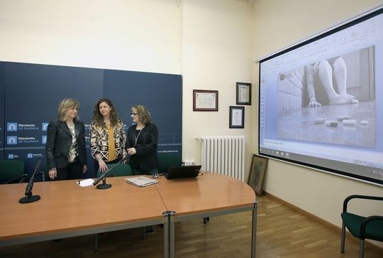 La Diputación de Palencia pone en marcha en cuatro municipios el taller ‘Graffitis, arte urbano’, novedad del Plan Provincial sobre Drogas