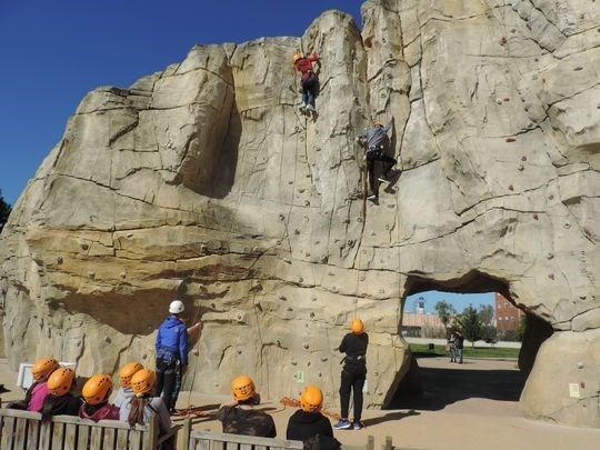 El Servicio de Deportes de la Diputación hace un balance muy positivo de su novedosa actividad ‘Aventura en la Roca´