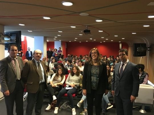Casi 80 estudiantes de tres centros educativos de la provincia han participado en un proyecto de voluntariado ambiental entorno al río Carrión