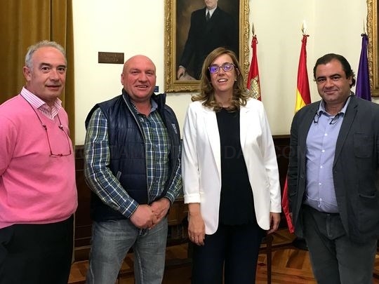 La Diputación analiza con el alcalde de Dehesa de Romanos los proyectos de mejora de la red de alcantarillado