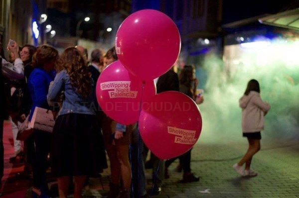 La Showpping Night supera el centenar de establecimientos en una quinta edición que se celebrará el próximo viernes