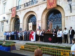 El Ayuntamiento de Palencia reparte 3,000 plantas de tomillo con motivo de la festividad de San Juan