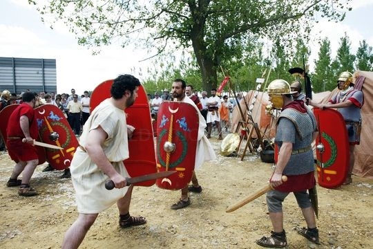 La Villa Romana La Olmeda acoge la recreación histórica, Las Mulas de Mario, sobre la vida en la antigua Roma dentro del programa ‘Cultura a la Romana