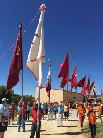 La presidenta de la Diputación asiste al I Encuentro de Pendones en Poza de la Vega