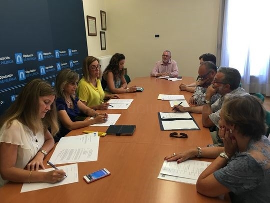 La Escuela de Enfermería contratará a tres profesores más y ampliará la incorporación de docentes con doctorado o máster