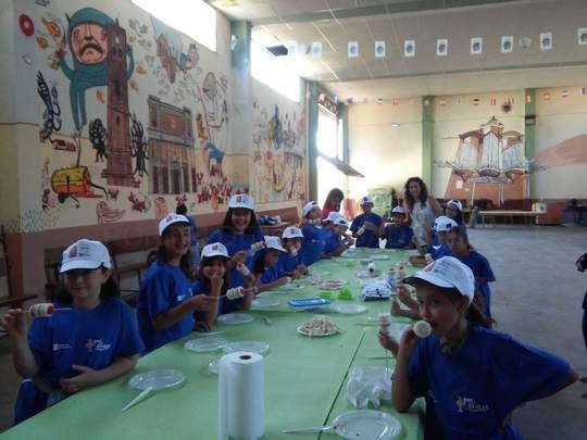Visita talleres con las manos en la masa en Autillo de de Campos