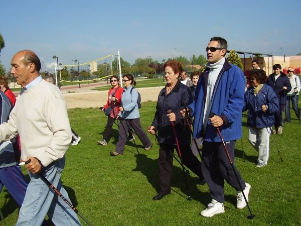 Andando por Palencia arrancó en la jornada de hoy con 100 participantes y prevé un total de 4 recorridos distintos hasta el próximo 25 de noviembre