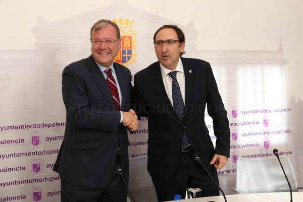 Alfonso Polanco y Antonio Silván, alcaldes de Palencia y León, respectivamente intercambian experiencias para avanzar en proyectos de ciudad