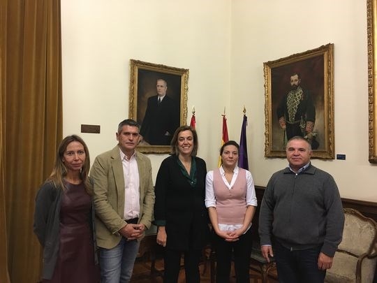 La Diputación estudiará el proyecto básico de usos y explotación del Castillo de Monzón presentado esta misma mañana por el ayuntamiento de la localid
