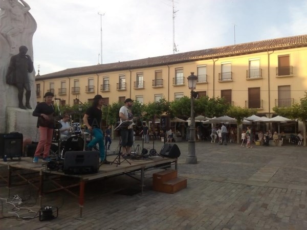 Ayuntamiento y Asociación de Empresarios de Hostelería de Palencia convocan la segunda edición del festival 'Vete al fresco'