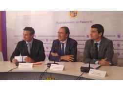 El Alcalde anuncia una bajada del 3% en el recibo del IBI y bonificaciones a desempleados y familias numerosas