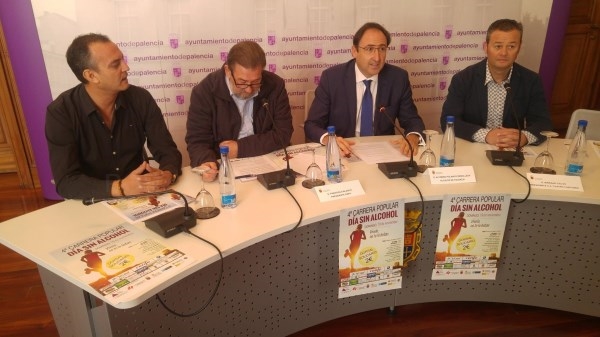Cuarta edición de la Carrera Solidaria 'Día sin alcohol', organizada por ARPA en colaboración con el Ayuntamiento.