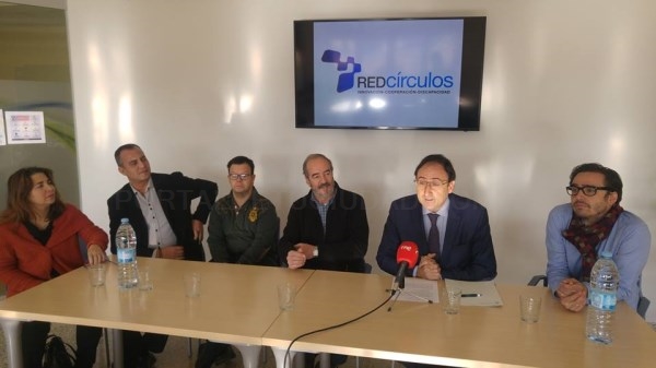 El Ayuntamiento colabora con la Villa San José en la promoción de la lectura fácil de sus usuarios