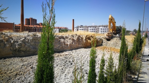 Esta semana arrancaron las obras de construcción de la nueva zona verde entre La Tejera y el pabellón Mariano Haro