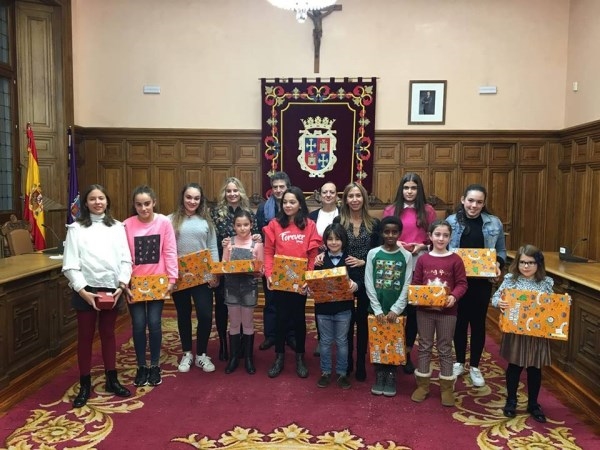 Ya tenemos premiados del concurso de tarjetas navideñas para escolares