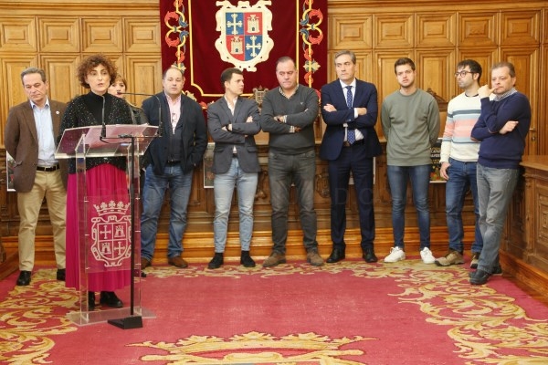 El Ayuntamiento de Palencia lanza una campaña navideña en apoyo al comercio y a la hostelería