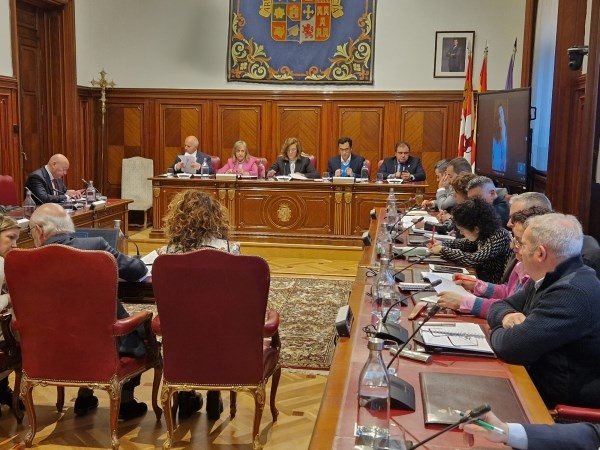 La Diputación cierra 2023 con un superávit de más de 5 millones y una excelente salud financiera que le permitirá hacer de 2024 un año de inversiones