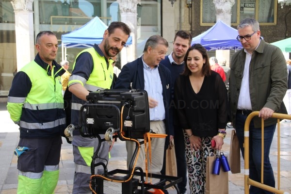 Aquona y el Ayuntamiento de Palencia celebran el Día Mundial del Agua en la ciudad con una cata de aguas y una exposición de tecnología