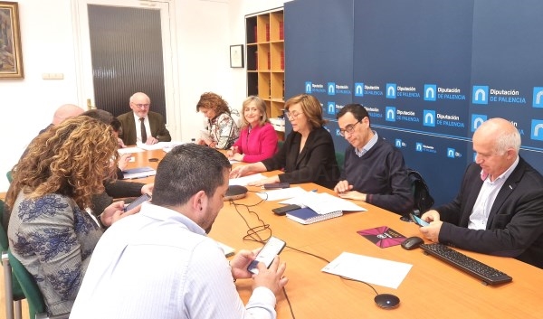 Diputación sella su colaboración con la Federación Provincial de APAs de Centros Públicos (FAPA Palencia)