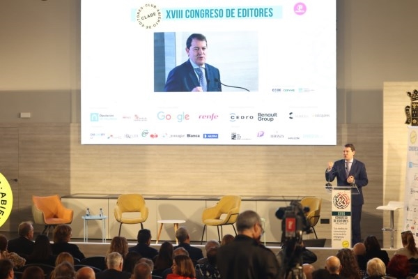 El presidente de la Junta de Castilla y León, Fernández Mañueco, clausura el XVIII Congreso de Editores en Palencia
