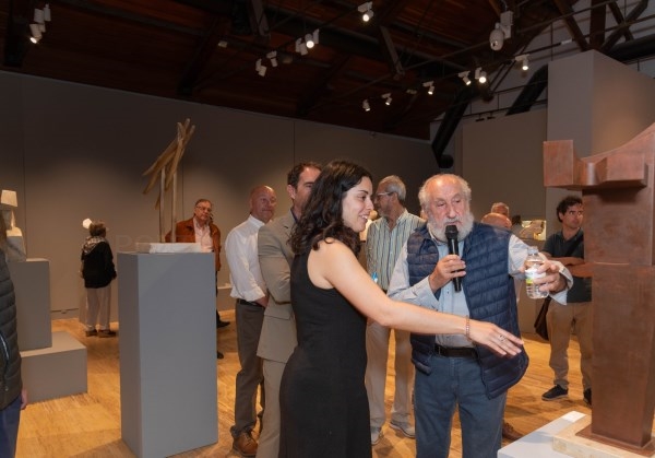 La sala de exposición del Centro Cultural Provincial acoge ‘La escultura y sus expresiones’ del palentino Luis Alonso Muñoz