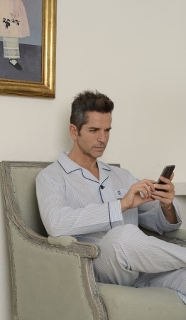 El Pijama de hombre clásico de El Búho Nocturno: un legado de confort y elegancia