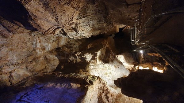La Diputación saca a licitación la adecuación y mejora del sistema de iluminación y sensorización del interior de la Cueva de los Franceses
