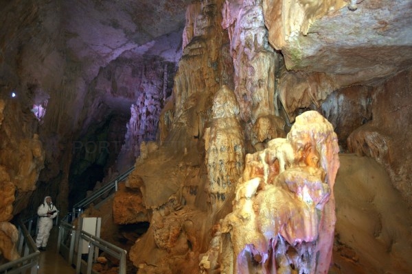 La Cueva de los Franceses ha cerrado sus puertas para comenzar la ejecución del proyecto integral de mejora y adecuación