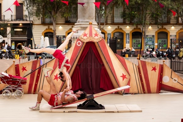 ‘Circo a Escena’ se despide de Palencia de la mano de Proyecto Kavauri