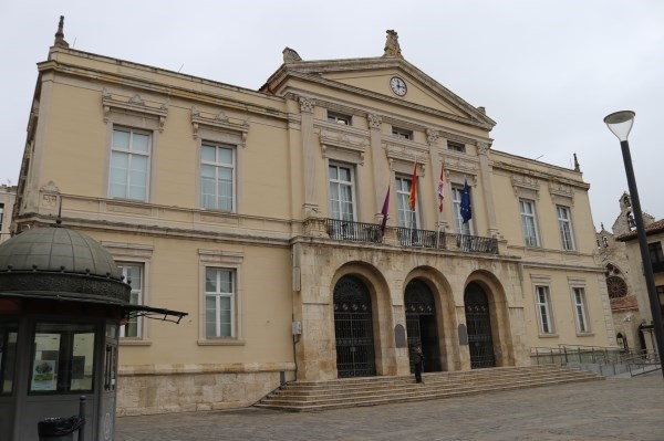 El Ayuntamiento de Palencia decreta un Día de Luto Oficial en la ciudad en memoria de Nicolás Castellanos