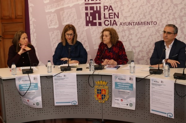 El Clúster Sociosanitario ‘Palencia Ciudad de los Cuidados’ centra su última jornada en la tecnología al servicio de los cuidados