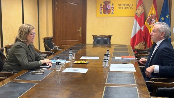 La presidenta de la Diputación exige al Gobierno la actualización inmediata de las entregas a cuenta a las entidades locales
