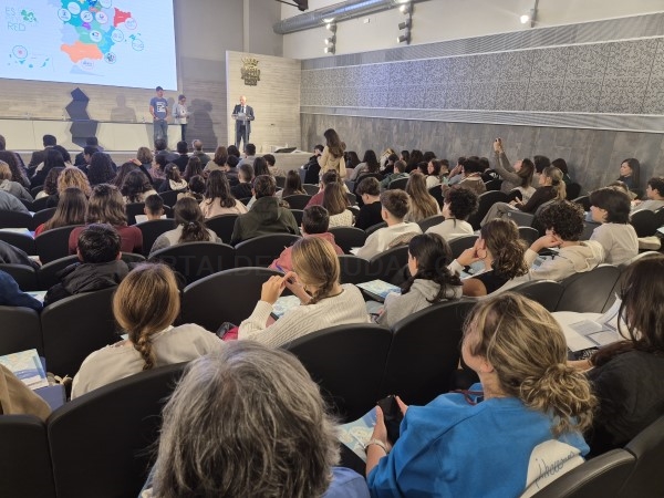 La VII Confint Estatal de Jóvenes "Cuidemos el Planeta" bajo el lema "Mójate por el agua" ahonda en palencia sobre el gran valor del recurso hídrico